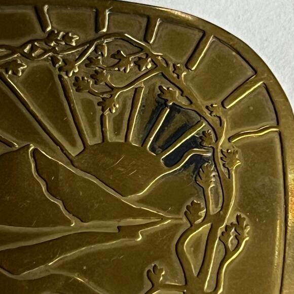 TREE of LIFE solid brass belt buckle 70’s hippie boho festival Sun rays - Picture 2 of 4